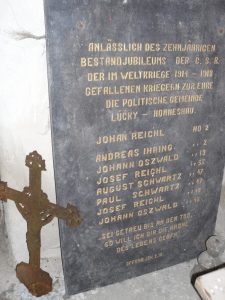 Pamätná tabuľa z kostola v Lúčkach